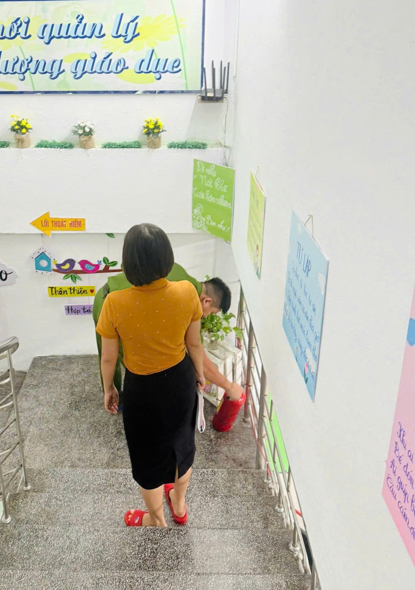 z7165429319914 ab685a27c41981bf9d7917da3c3e017f