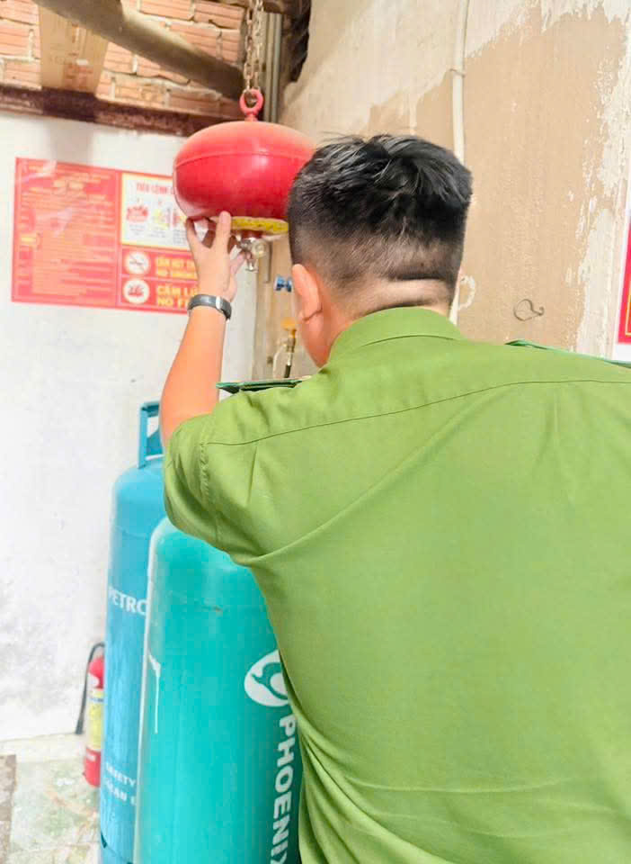 z7165429324070 138e15a093582515e136b04150b0f19e